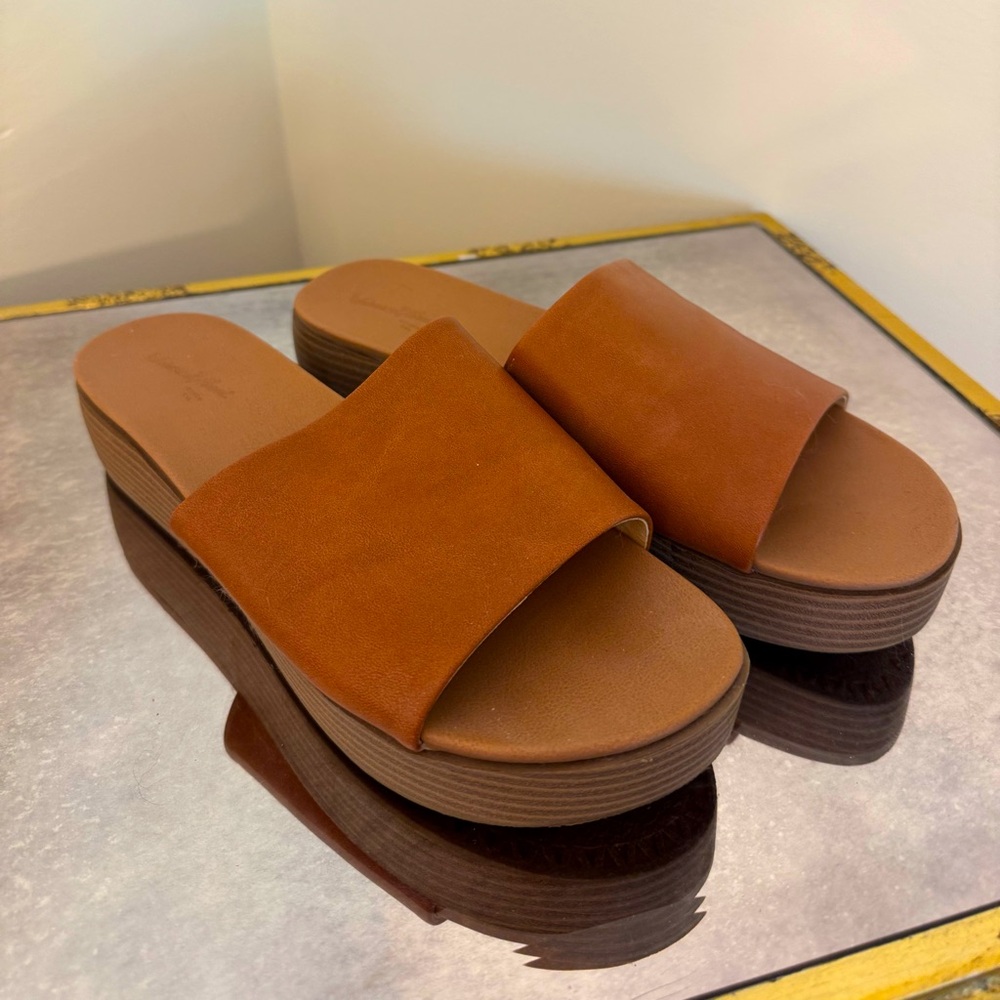 Brown Platform Slides